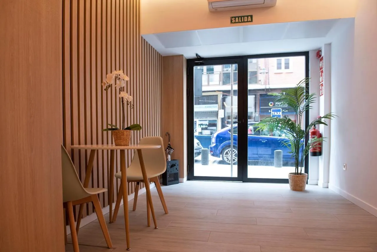 Bilbao Rooms & Kitchen Zorroza